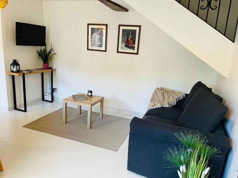 Gite Cosy A Chambly Esterno foto